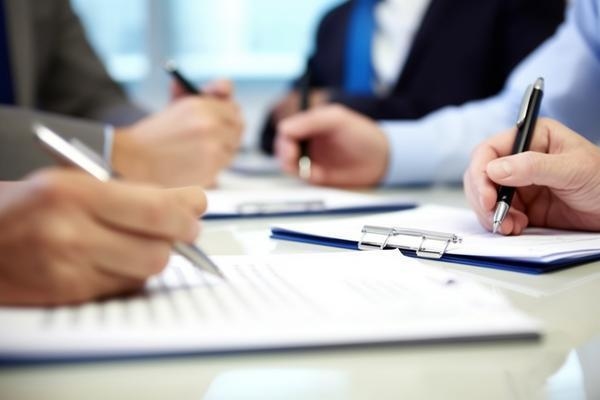 企業(yè)如何制定應(yīng)對(duì)法規(guī)策略，企業(yè)應(yīng)對(duì)法規(guī)策略制定